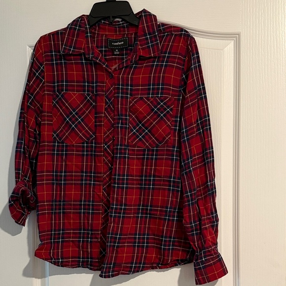 confess Tops - Confess Red and Blue Plaid Shirt size medium juniors